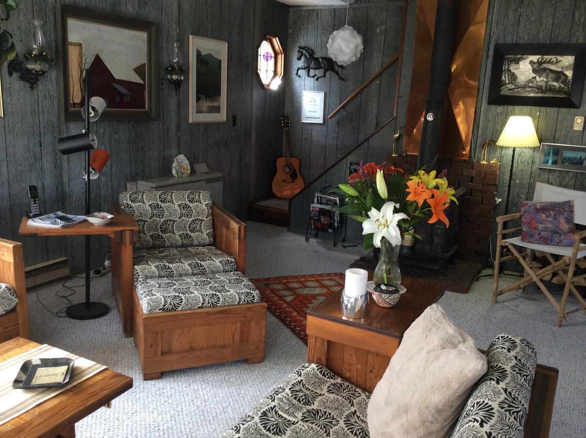 Firefly Bed & Breakfast Lincoln Exterior photo
