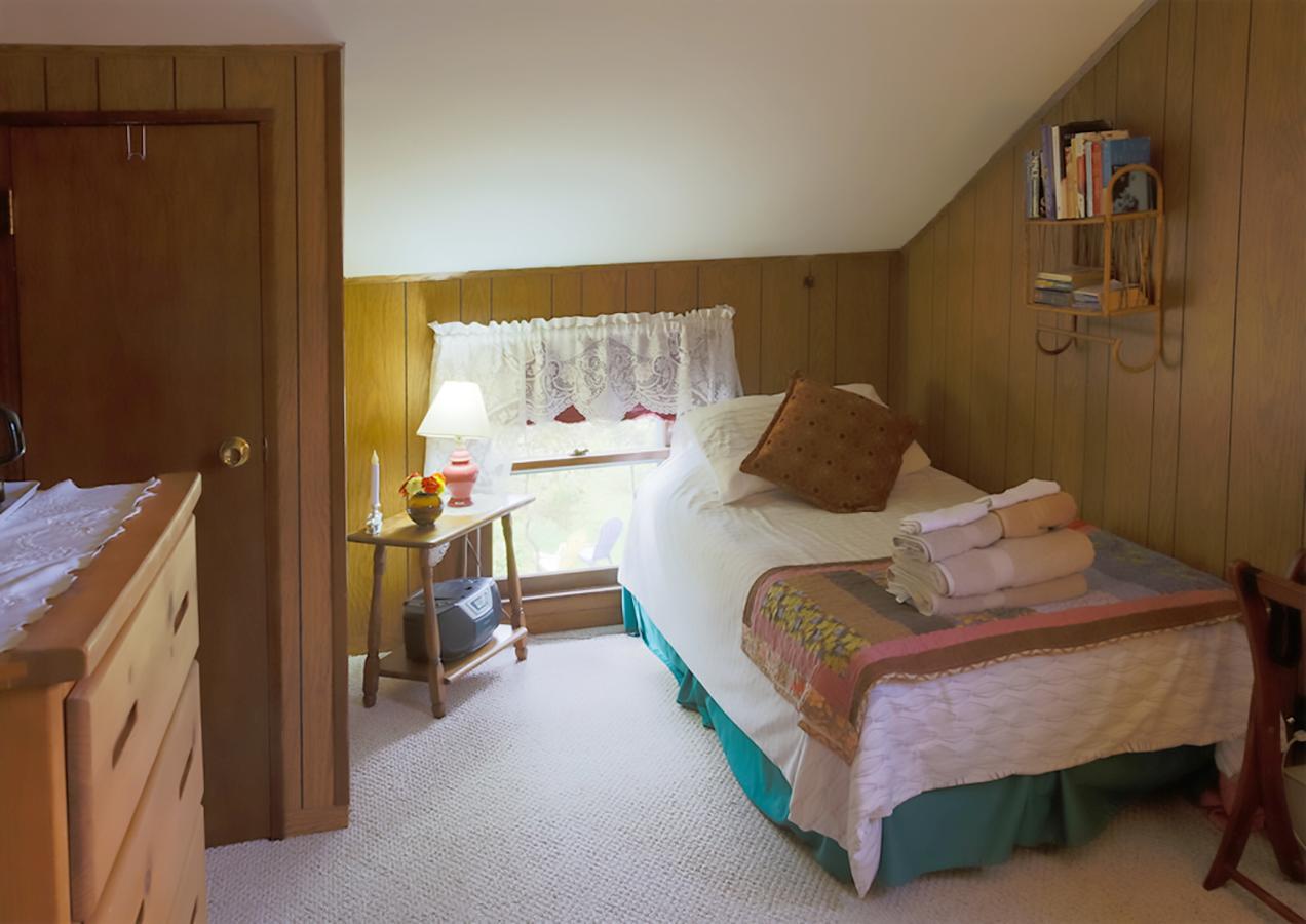 Firefly Bed & Breakfast Lincoln Exterior photo
